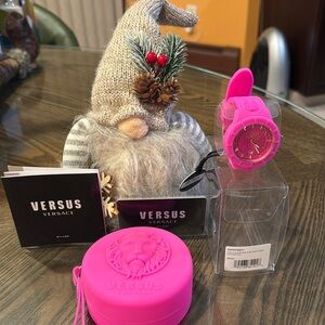NWT!! Versace watch